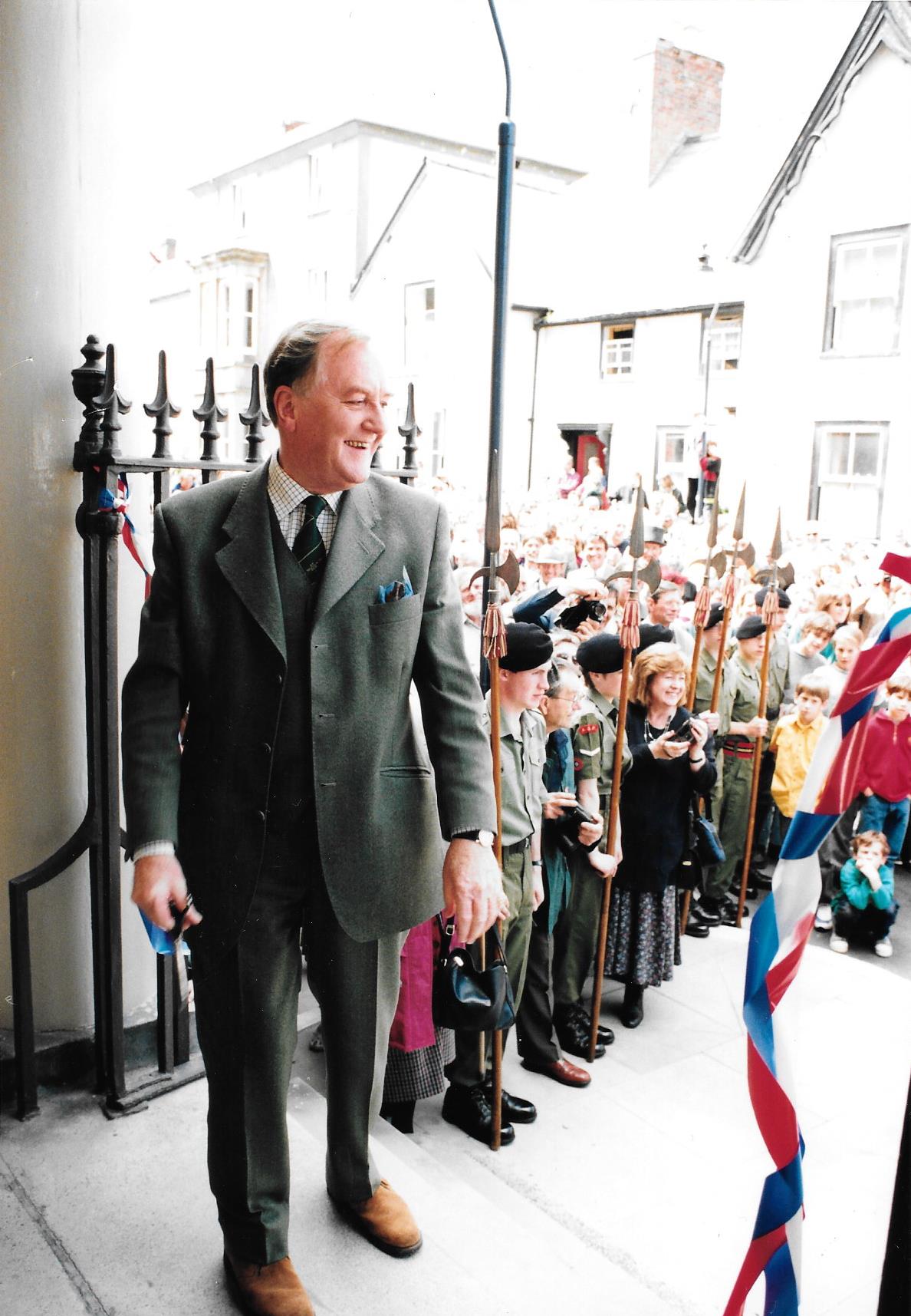 Robert Hardy opens The Judge's Lodging